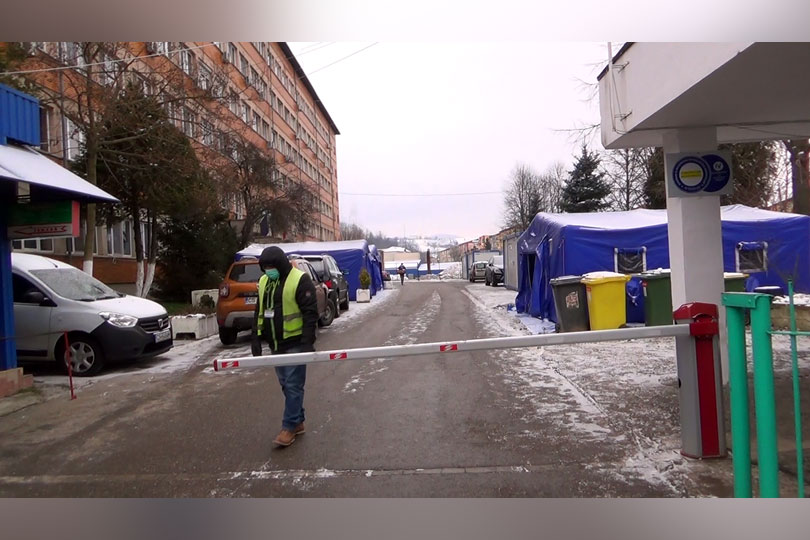 Bolnavi puțini la porțile spitalelor din Reșița și Caransebeș – Programările sunt respectate VIDEO