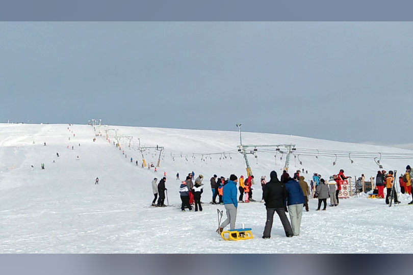 Muntele Mic la final de februarie 2021 – Distracție si sport în aer curat VIDEO