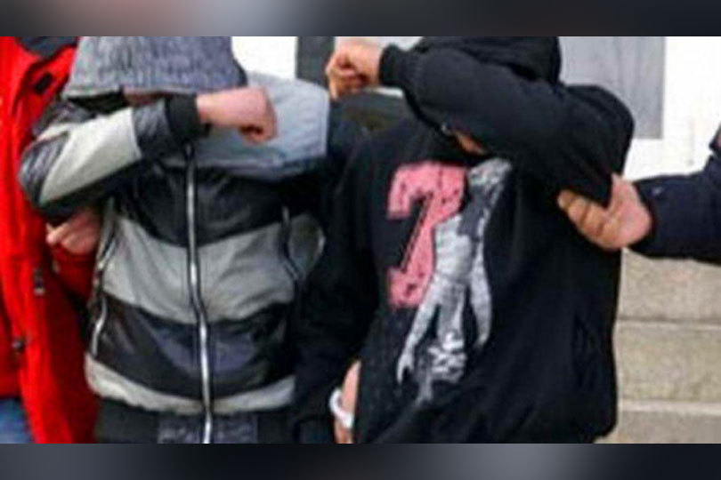 Bandă de tâlhari la Reșița – Cinci tineri arestați