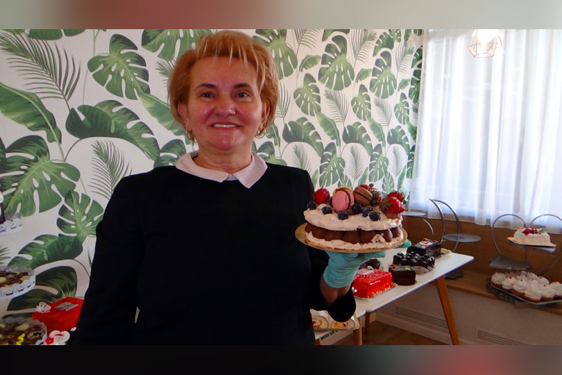 Expodulce de 8 Martie, cu prăjiturile copilăriei în cea mai veche cofetărie din cartierul Lunca Bârzavei din Reșița VIDEO