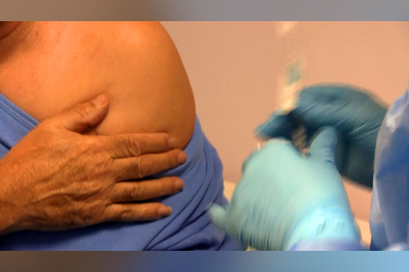 Un nou lot de vaccin AstraZeneca a ajuns la Reșița VIDEO