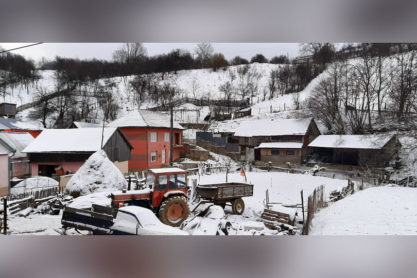 Ninge peste satele din lângă Clisura Dunării ca în lunile de iarnă VIDEO