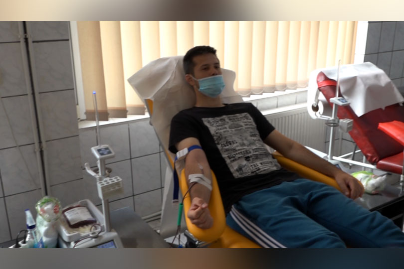 Ziua Mondială a Donatorului de Sânge marcată la Reșița printr-o acțiune de donare VIDEO