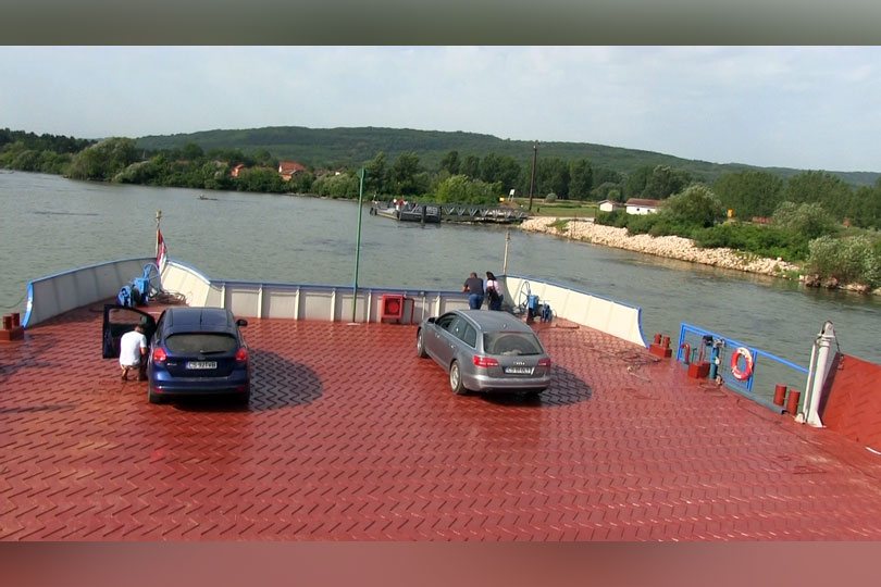 Reluarea circulației cu bacul peste Dunăre de la Moldova Noua în Serbia – Un pas înainte pentru turismul din Clisura Dunării VIDEO