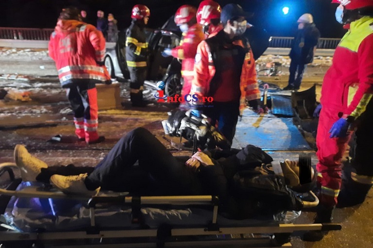 Tragedia accidentului de la Reșița capătă noi valențe: Doi tineri morți, unul se zbate între viață și moarte iar un al patrulea, este cu handicap pe viață VIDEO