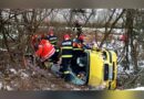 Grav accident de circulaţie pe DJ 581 la intrarea în Reșița dinspre Oraviţa – 3 persoane la spital – Două încarcerate VIDEO