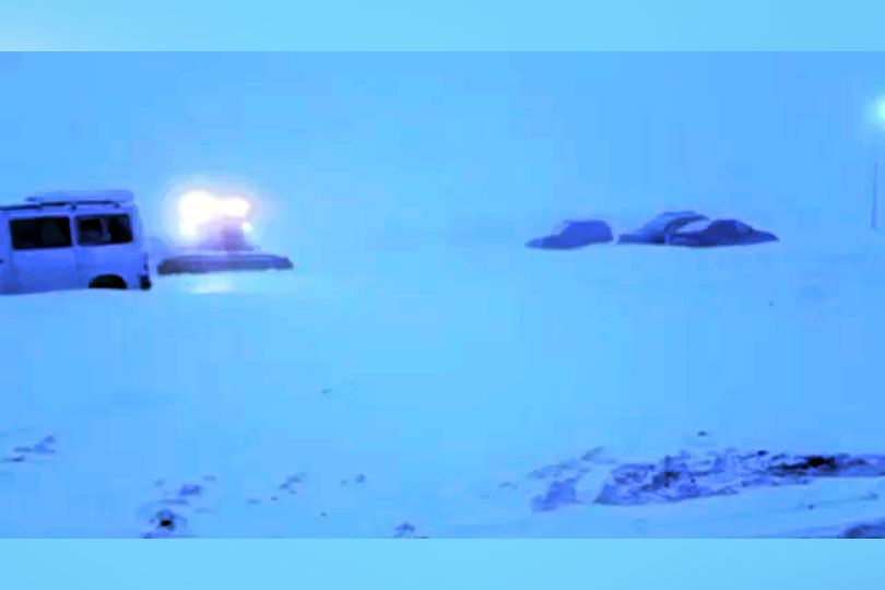 Iarnă de februarie pe Muntele Mic – Ninsoare de cod galben VIDEO