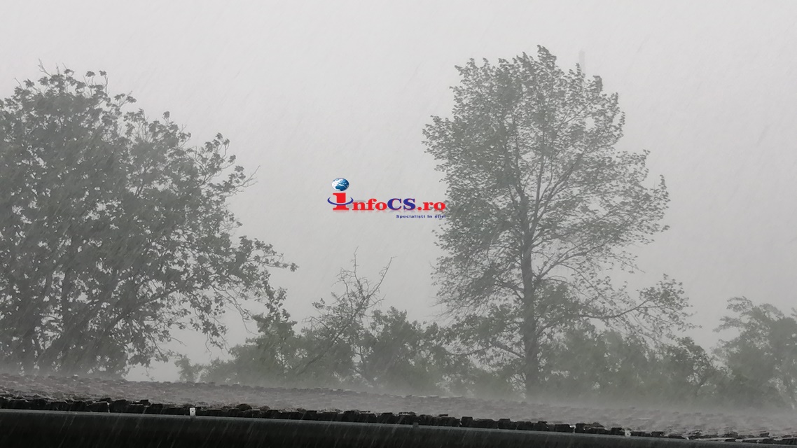 Vijelie, ploaie și grindină în Valea Almăjului la Lăpușnicu Mare VIDEO