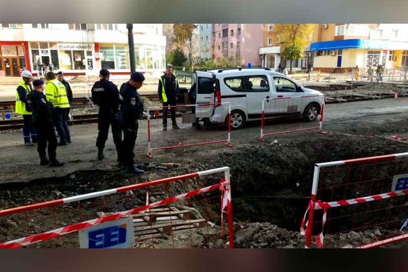 Altă bombă de aruncător descoperită pe Bulevardul Republicii din Reșița VIDEO