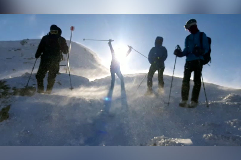 22 de montaniarzi din mai multe părți ale țării, au participat la școala de iarnă de pe Muntele Mic VIDEO