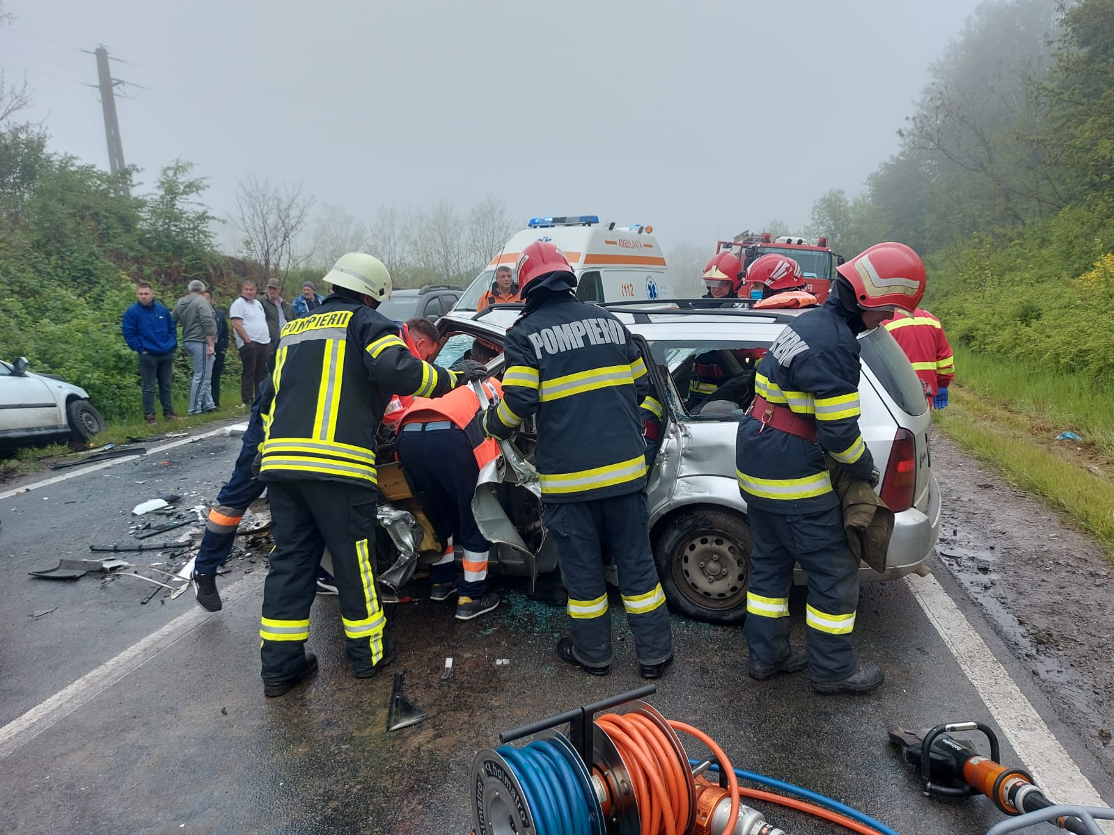 NEWS ALERT Grav accident de circulație la Soceni – 3 autoturisme implicate