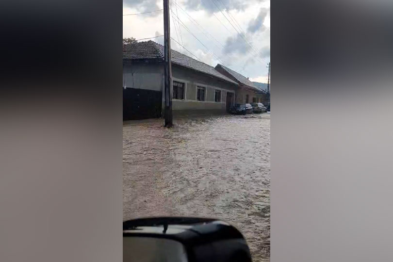 Potop în Valea Almăjului, după o ploaie torențială EXCLUSIV VIDEO