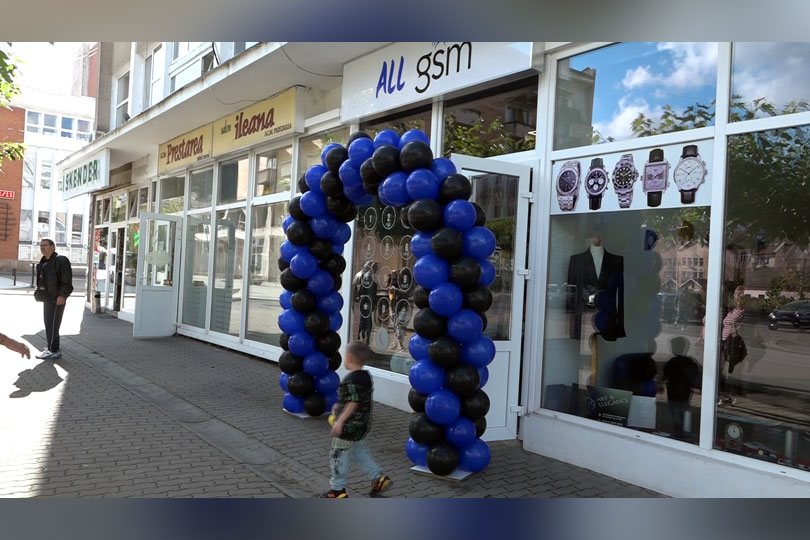 Un nou magazin All GSM de telefoane mobile si service s-a deschis la Reșița VIDEO