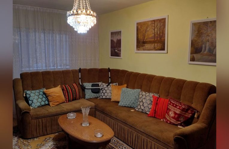 Ocazie deosebită – Apartament confort deosebit de vânzare în Reșița  VIDEO