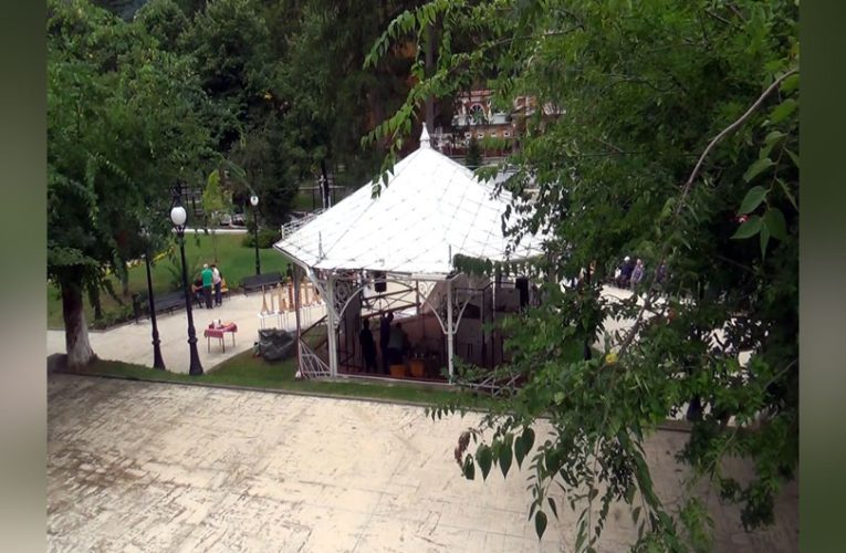 Pregătiri pentru deschiderea sezonului turistic la Băile Herculane VIDEO